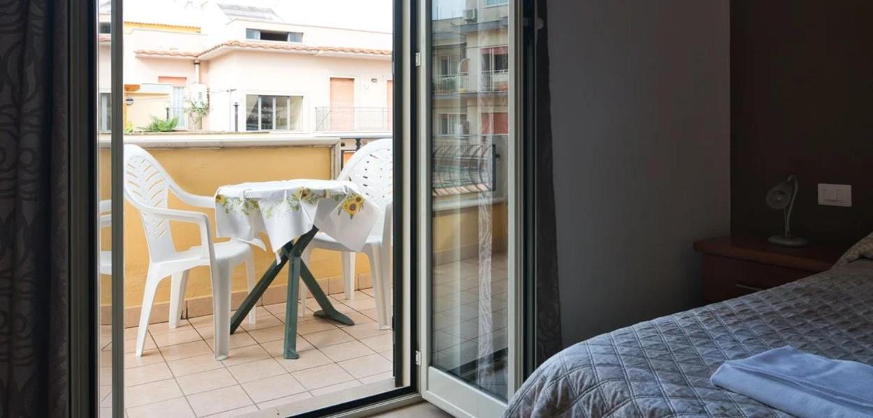 Hotel La Casa Degli Artisti 1 Nettuno Exterior foto